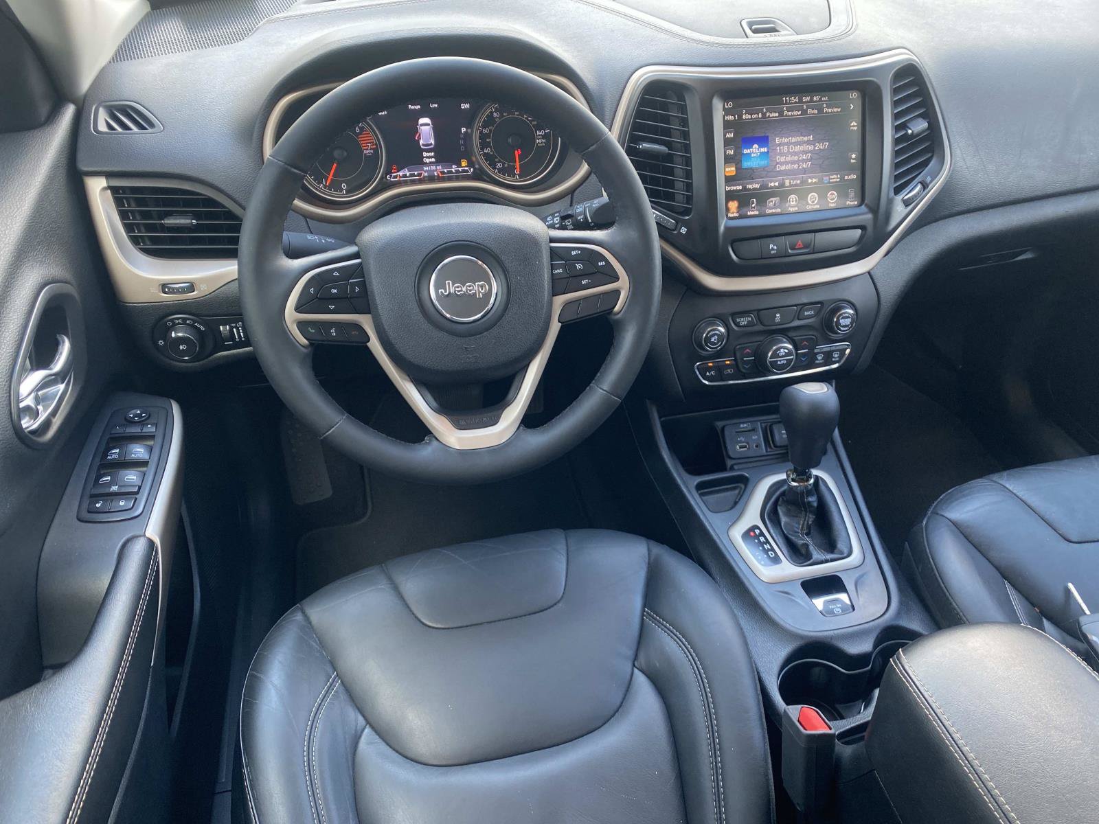 Used 2018 Jeep Cherokee Limited FWD image 15