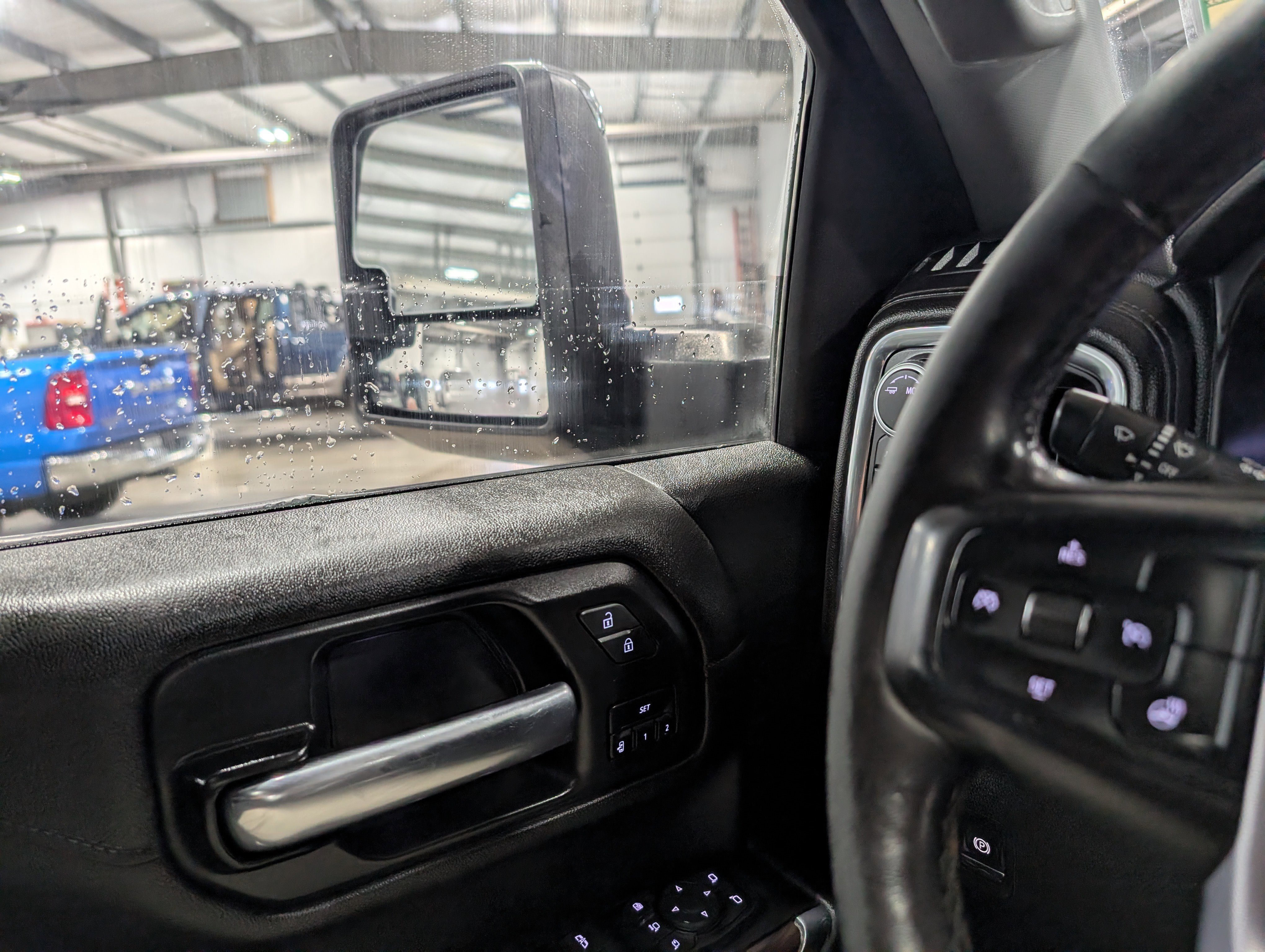 Used 2021 GMC Sierra 3500 SLT w/ SLT Convenience Package image 23