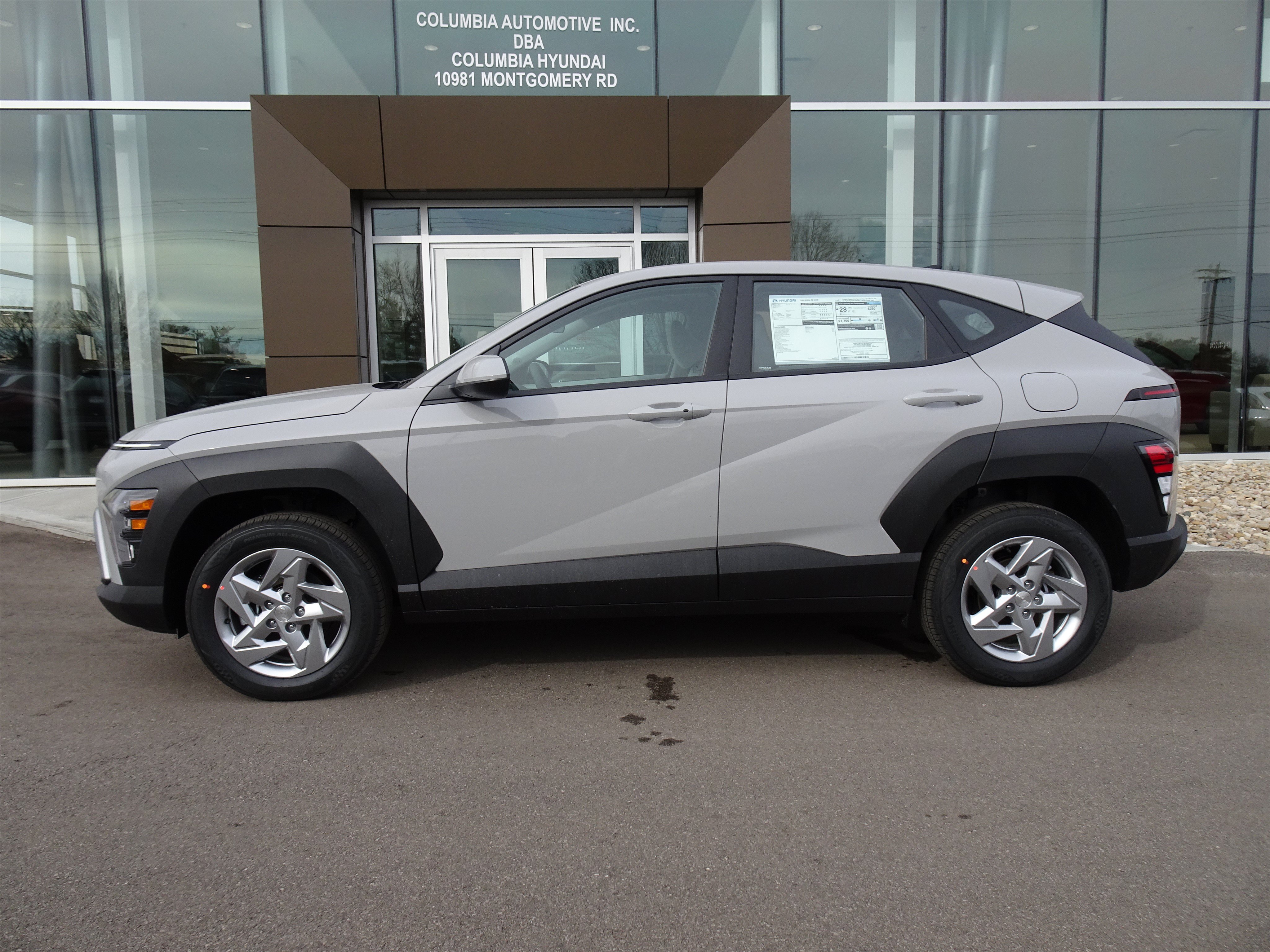 New 2026 Hyundai Kona SE AWD/4WD image 2