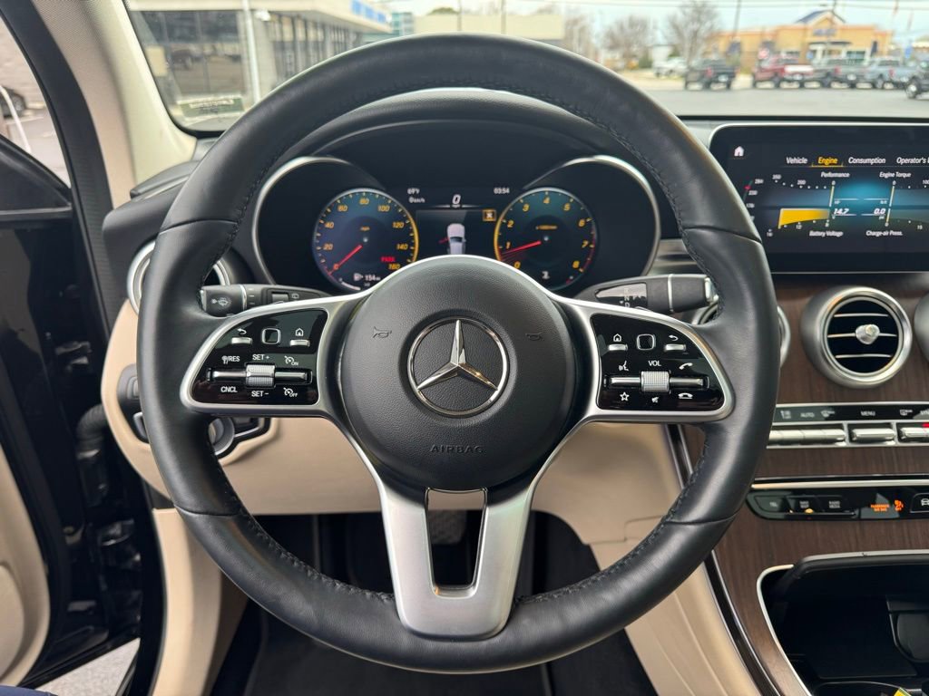 Used 2022 Mercedes-Benz GLC 300 4MATIC w/ Premium Package Lite image 9