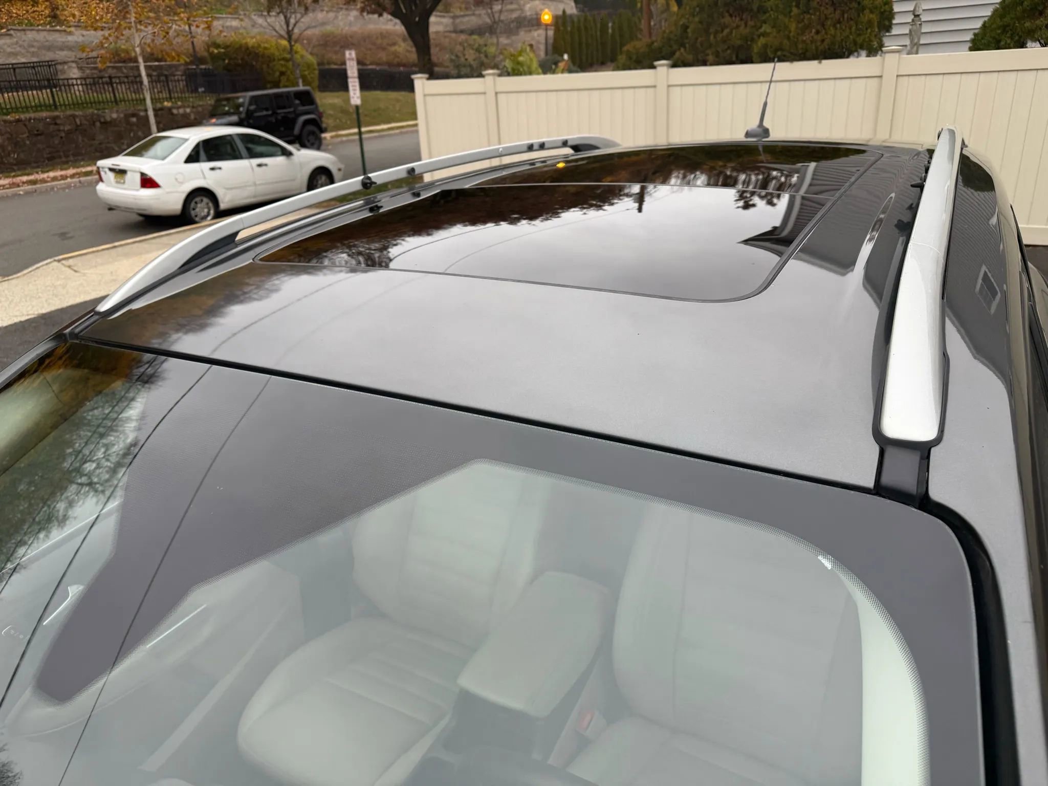 Used 2017 Ford Escape Titanium image 14