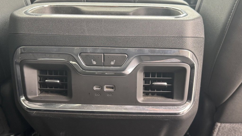 Used 2024 GMC Sierra 2500 SLT w/ SLT Premium Package image 12
