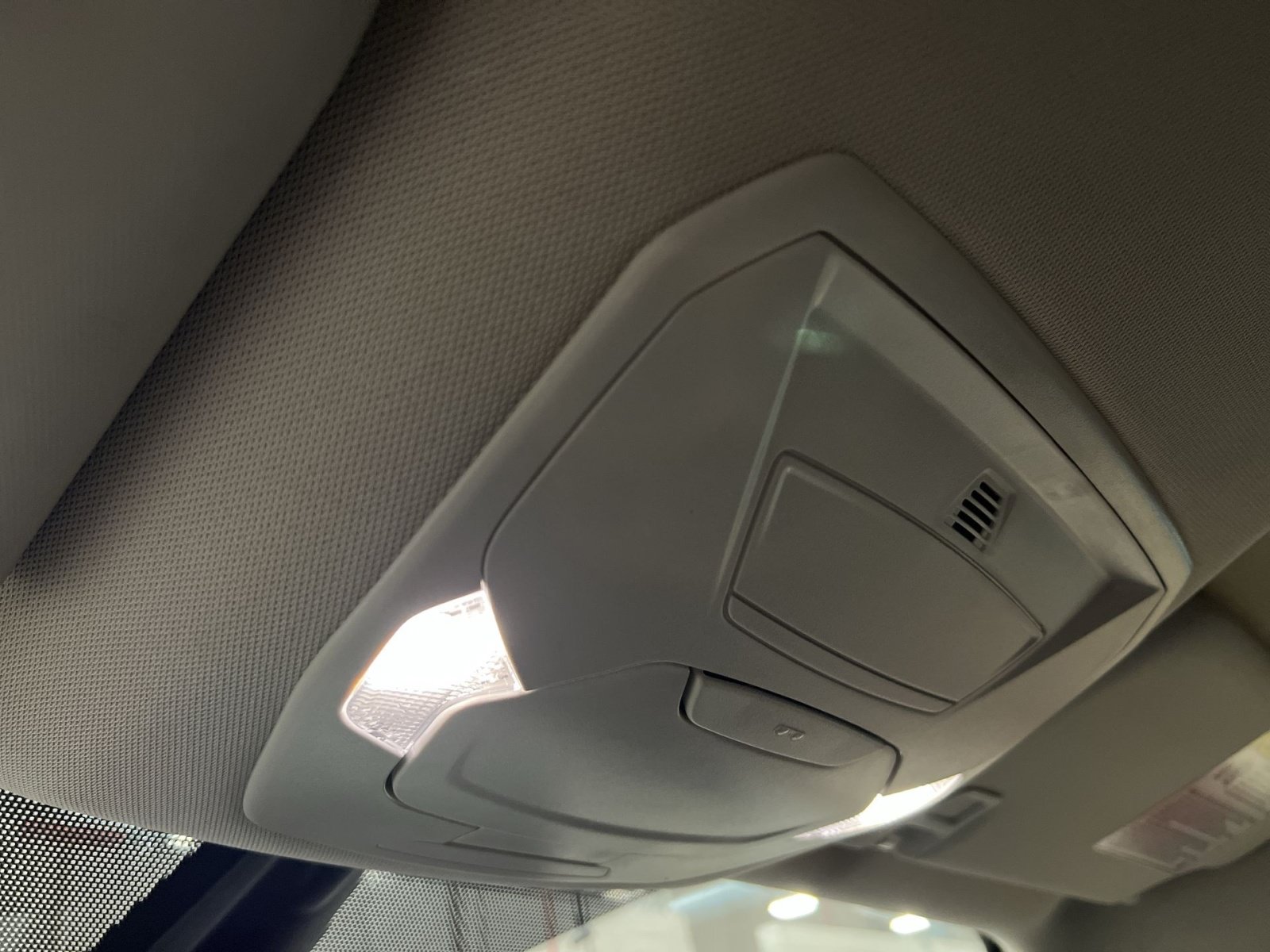 Used 2019 Ford Escape Titanium AWD/4WD image 33