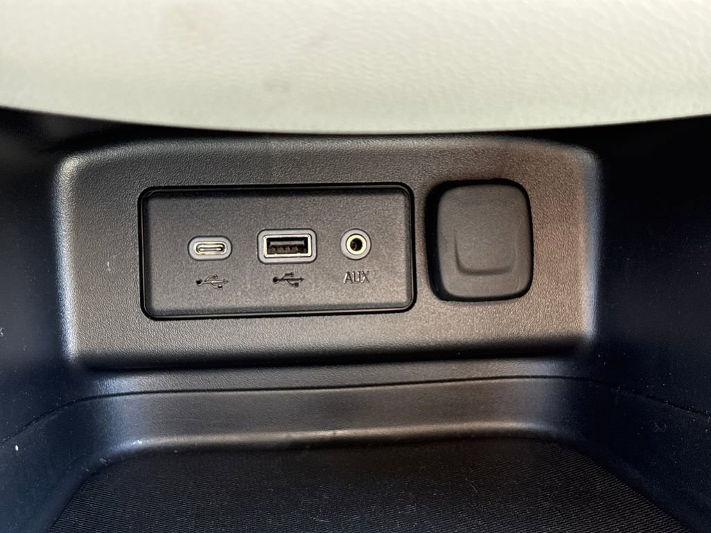 Certified 2023 Chevrolet Equinox LT image 19