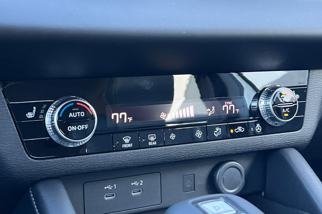 New 2026 Mitsubishi Outlander SE image 23