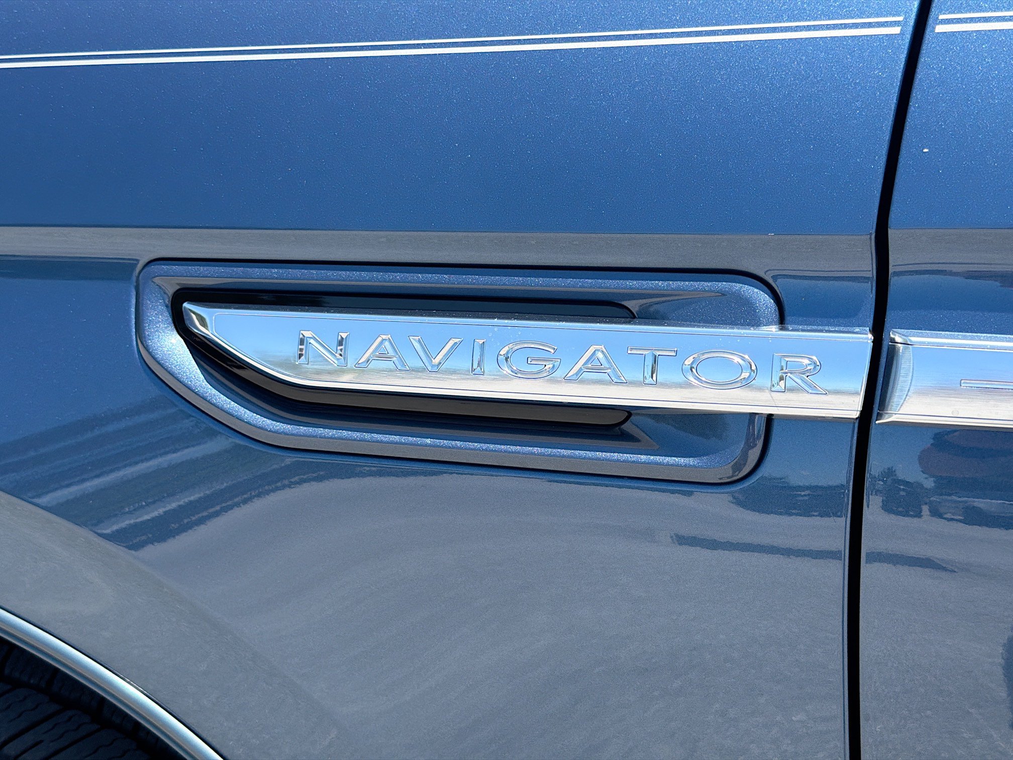 Used 2020 Lincoln Navigator Reserve w/ Luxury Package AWD/4WD image 48
