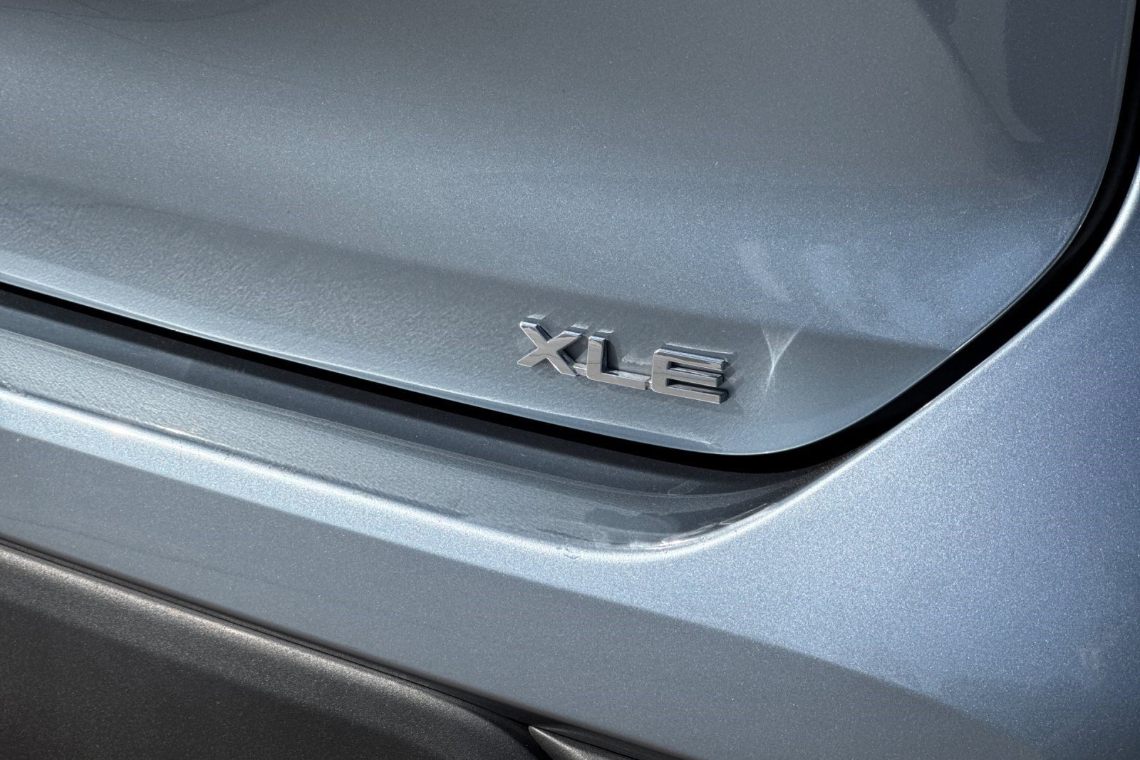 Used 2022 Toyota Highlander XLE FWD image 30