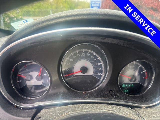 Used 2012 Chrysler 200 LX FWD image 4