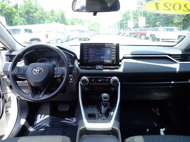 Certified 2021 Toyota RAV4 XLE w/ Convenience Package AWD/4WD image 19