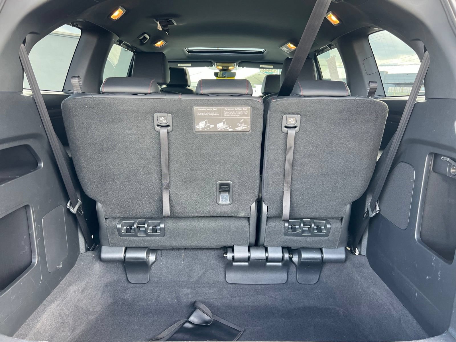 Used 2024 Honda Odyssey Sport image 20