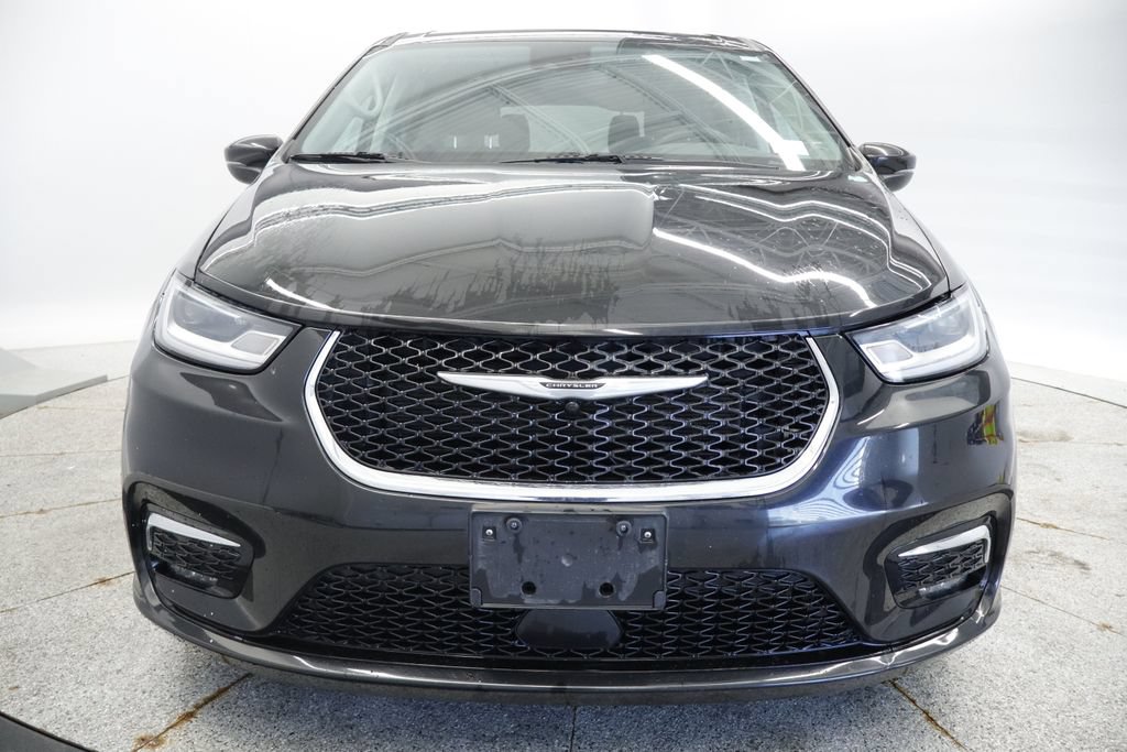 Certified 2023 Chrysler Pacifica Touring-L FWD image 12
