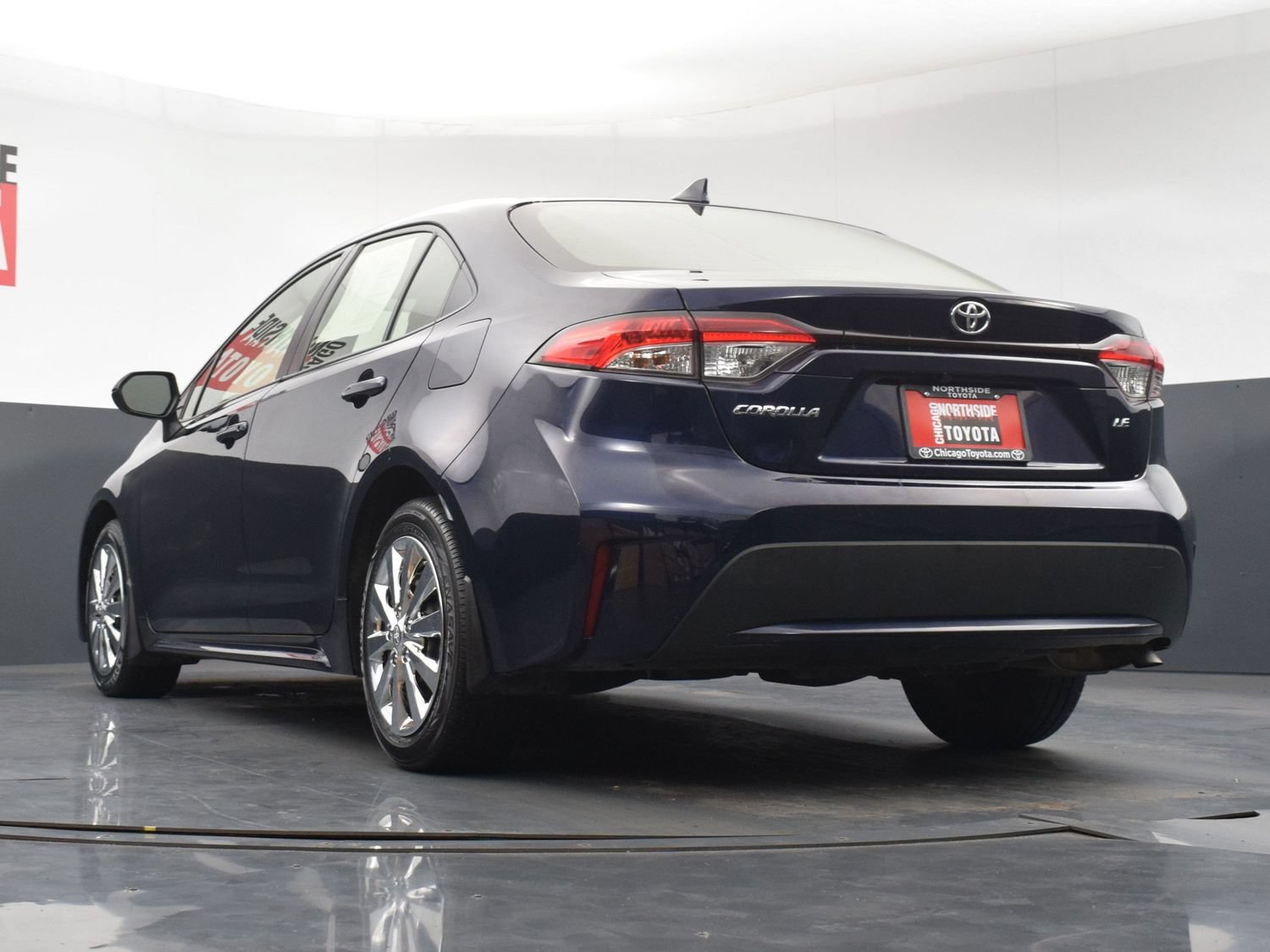 Used 2020 Toyota Corolla LE FWD image 26