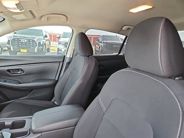 Used 2025 Nissan Sentra S image 11
