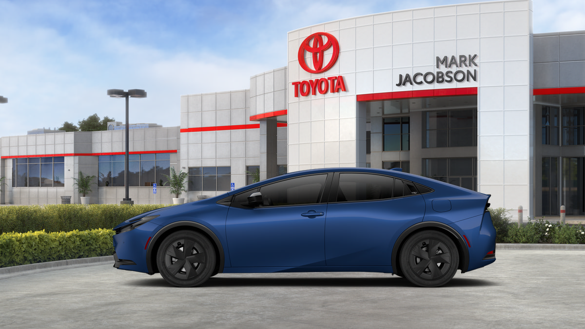 New 2027 Toyota Prius LE FWD image 4