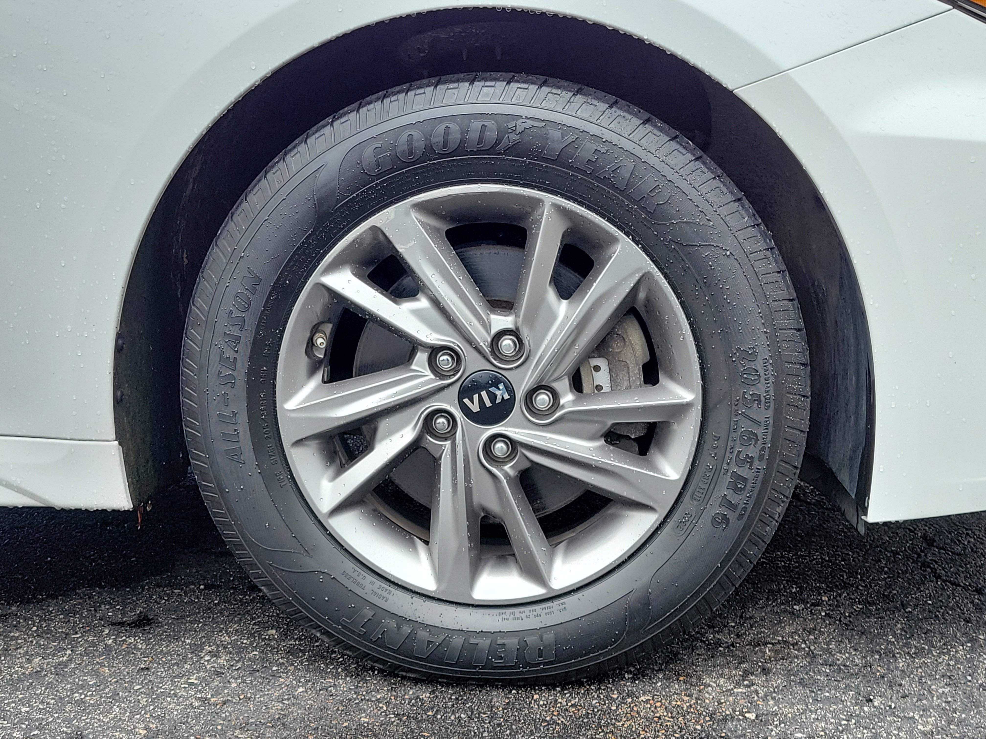 Used 2019 Kia Optima LX FWD image 5