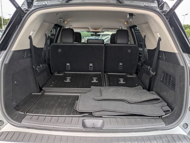 Used 2025 Nissan Pathfinder SL w/ Cargo Package FWD image 26