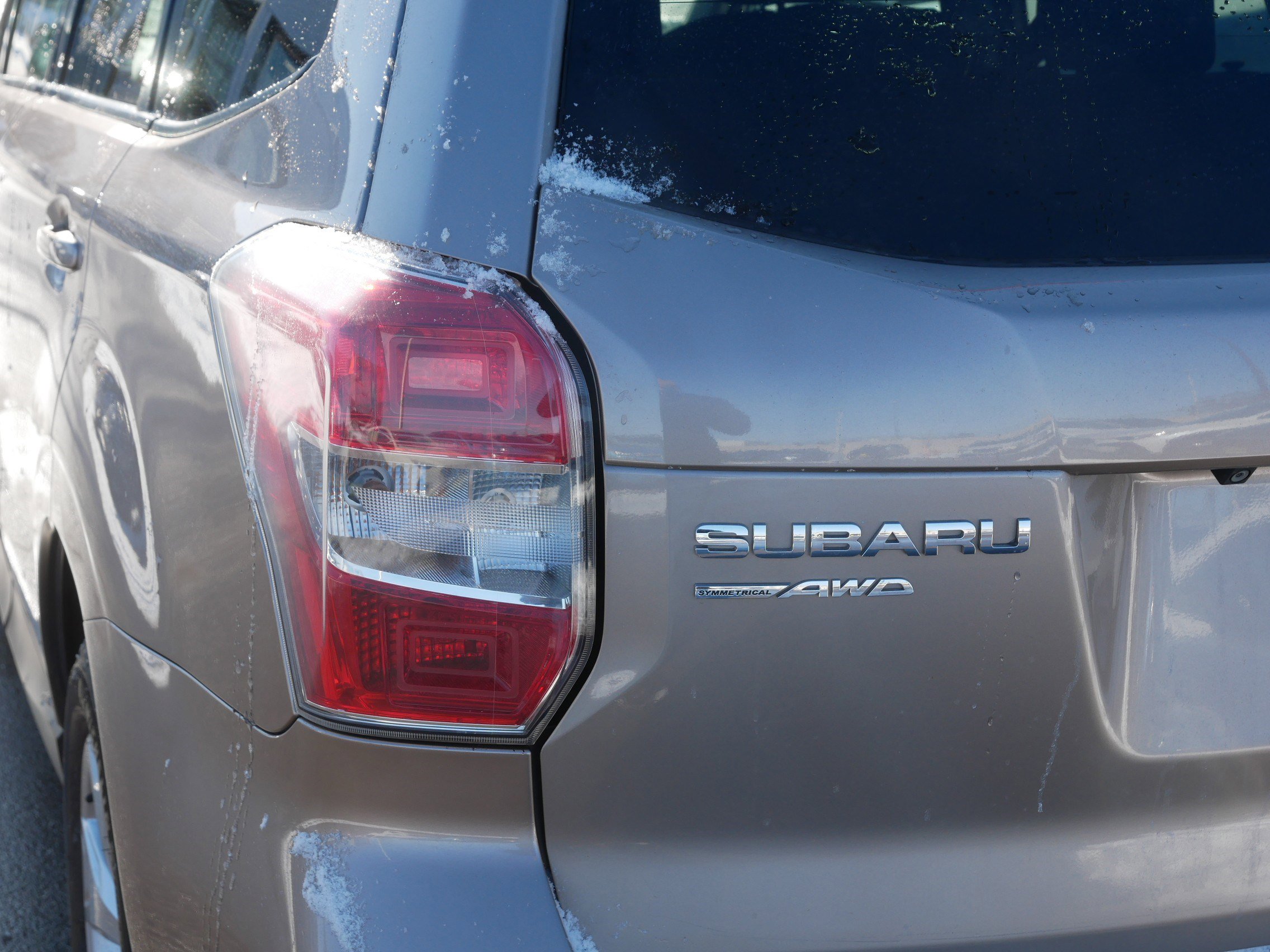 Used 2015 Subaru Forester 2.5i Premium w/ All-Weather Package image 17