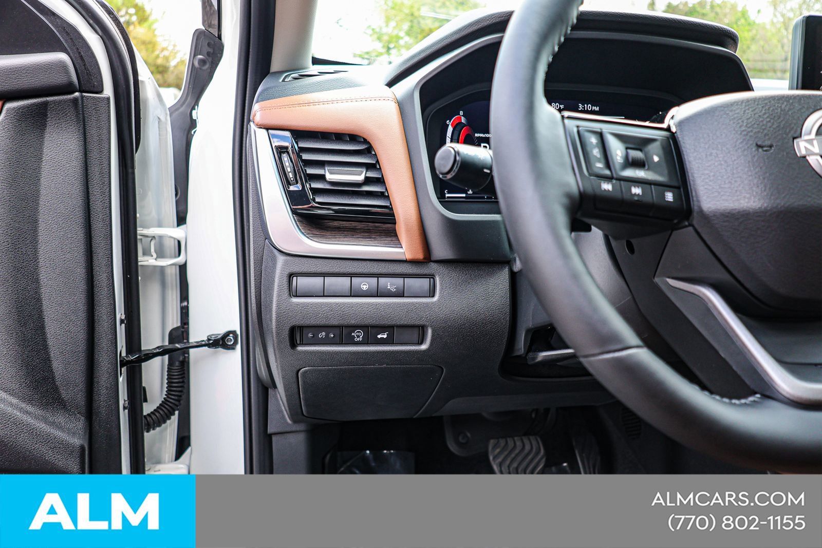 Used 2025 Nissan Rogue Platinum w/ Tech Package FWD image 21