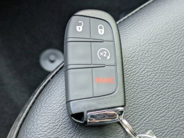 New 2026 Jeep Compass Latitude image 25