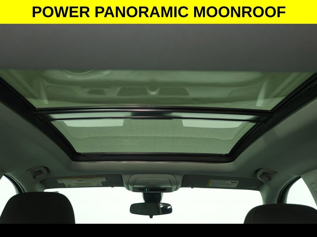 Used 2023 Chevrolet Equinox LT image 3