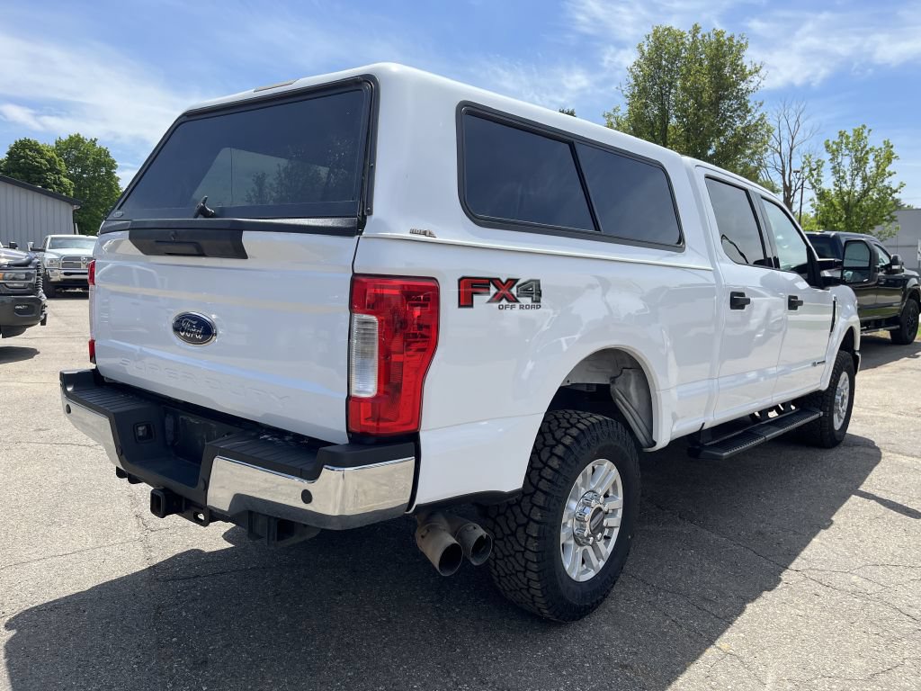 Used 2018 Ford F250 XLT w/ XLT Value Package AWD/4WD image 9