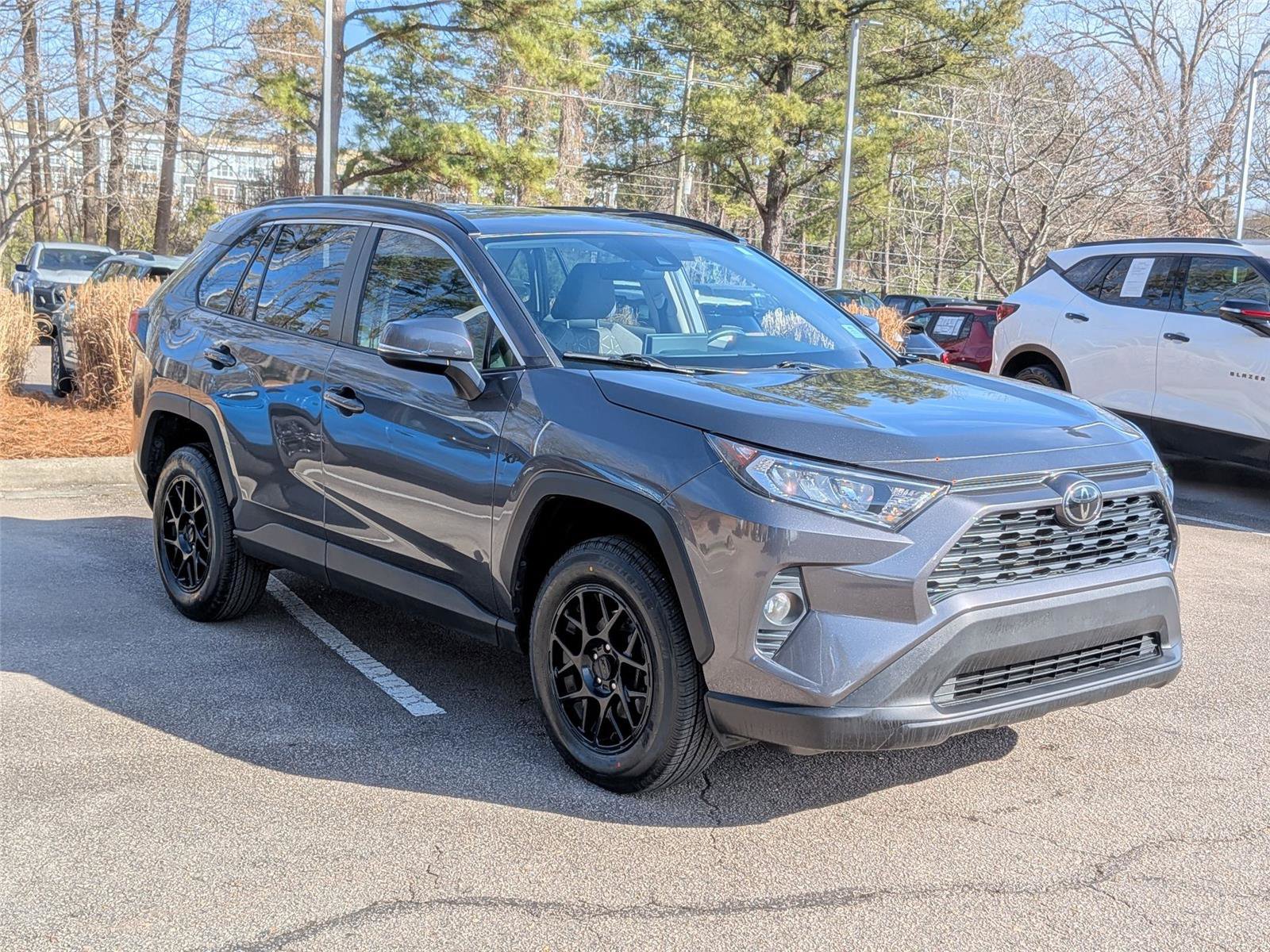 Used 2021 Toyota RAV4 XLE image 7