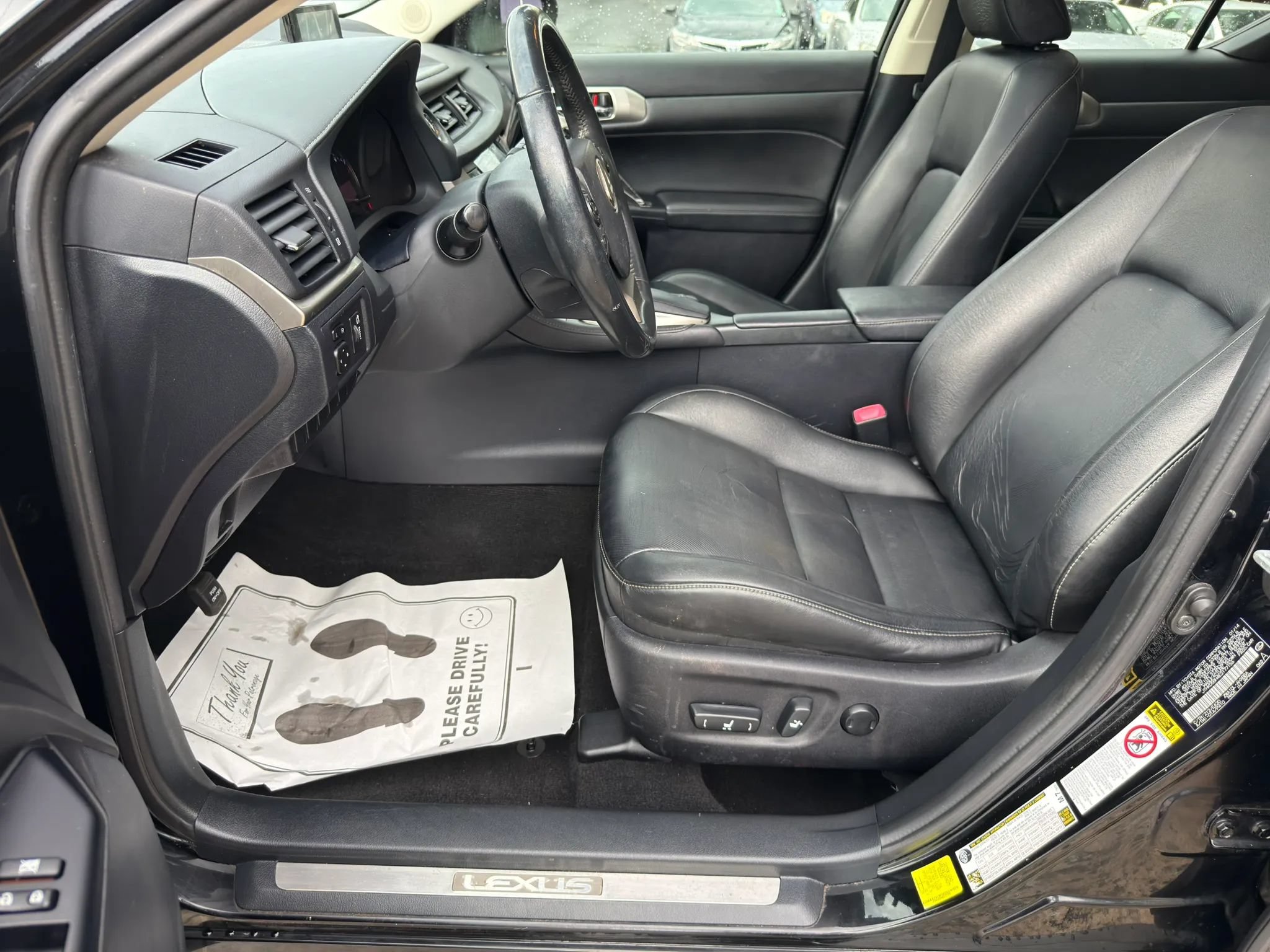 Used 2014 Lexus CT 200h FWD image 23