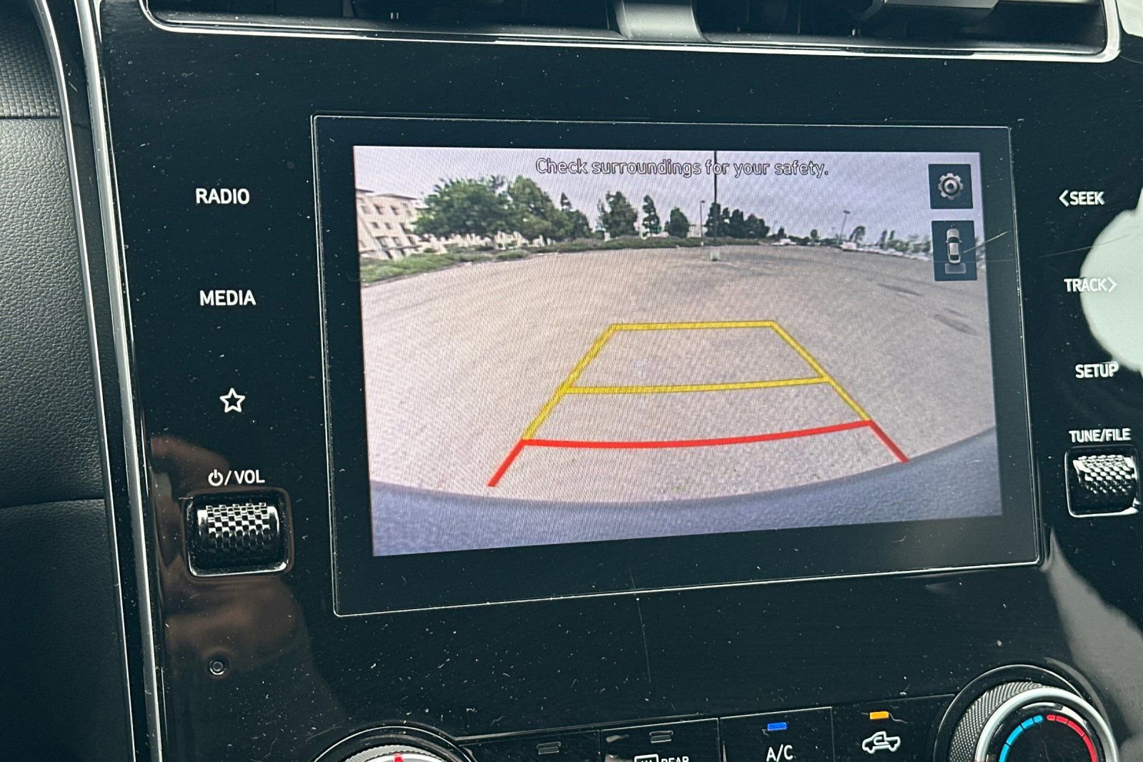 Used 2024 Hyundai Santa Cruz SE AWD/4WD image 19