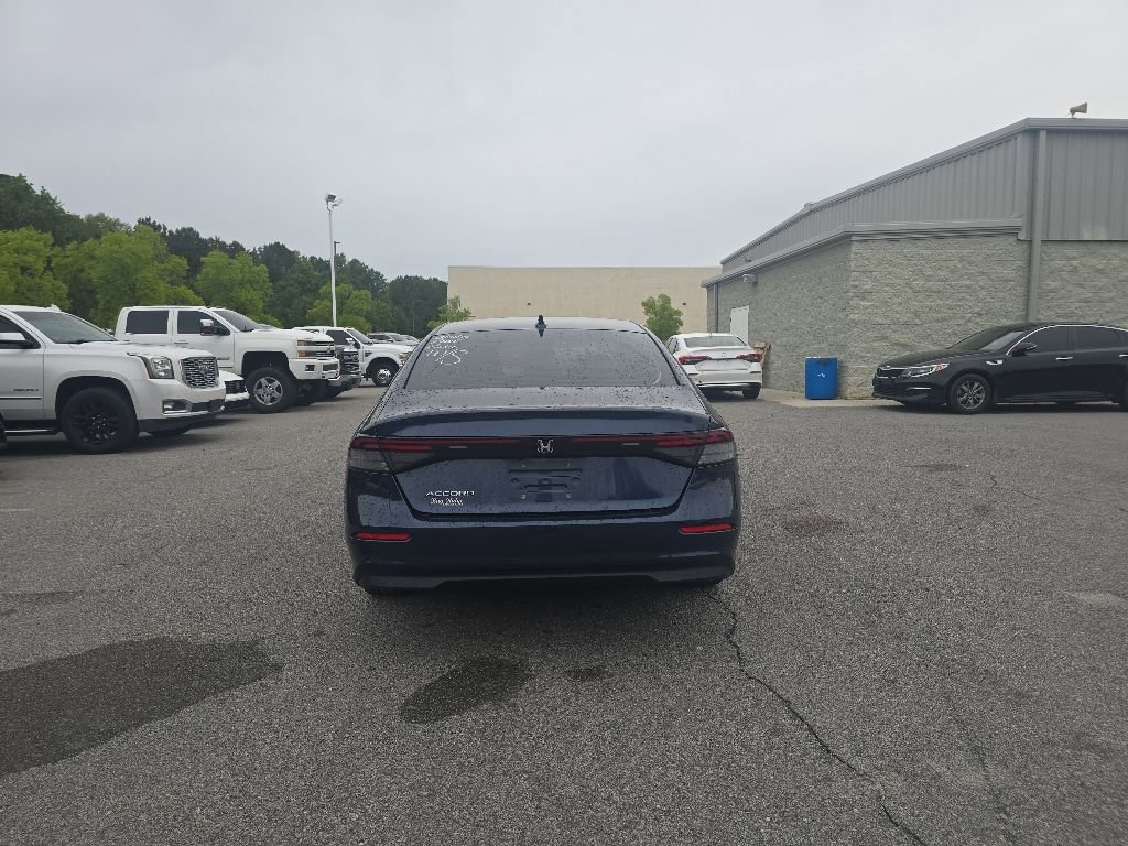 Used 2024 Honda Accord EX image 4