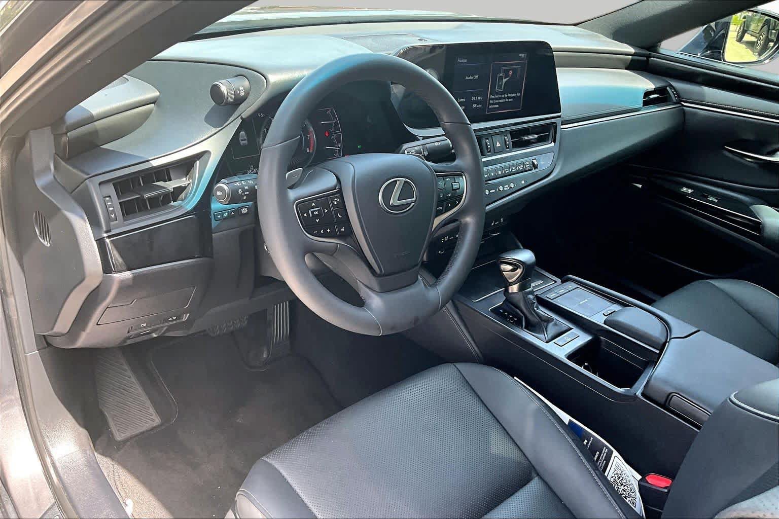 Used 2022 Lexus ES 350 w/ Premium Package FWD image 18