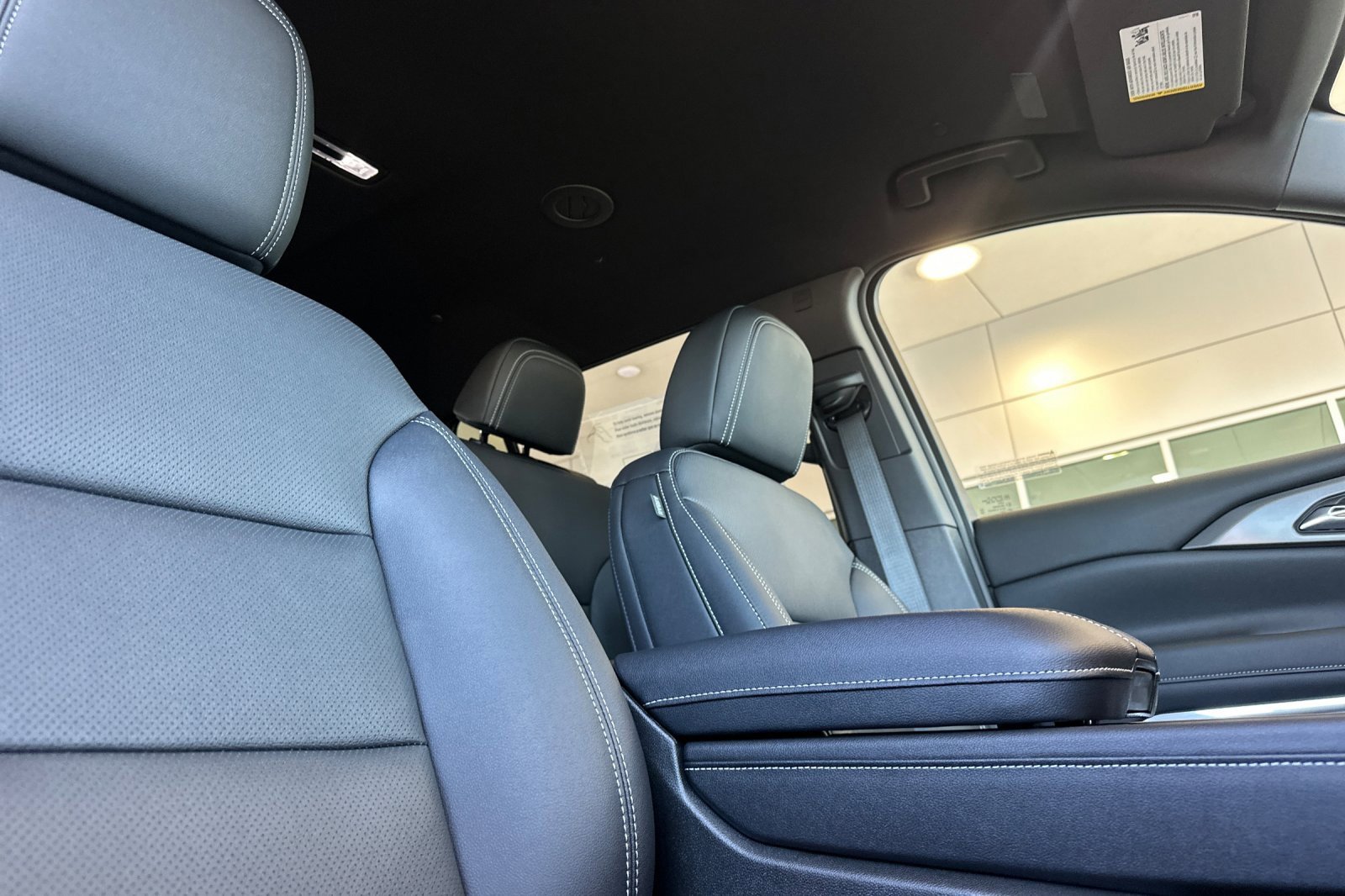 New 2026 Chevrolet Traverse LT w/ Enhanced Driving Package image 18