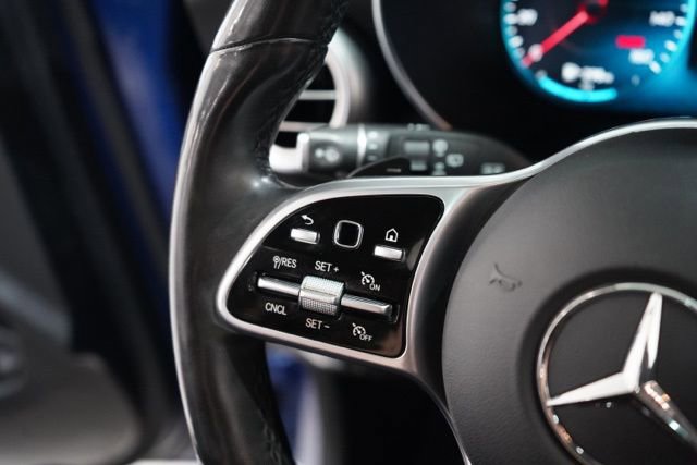 Used 2021 Mercedes-Benz GLC 300 4MATIC image 22