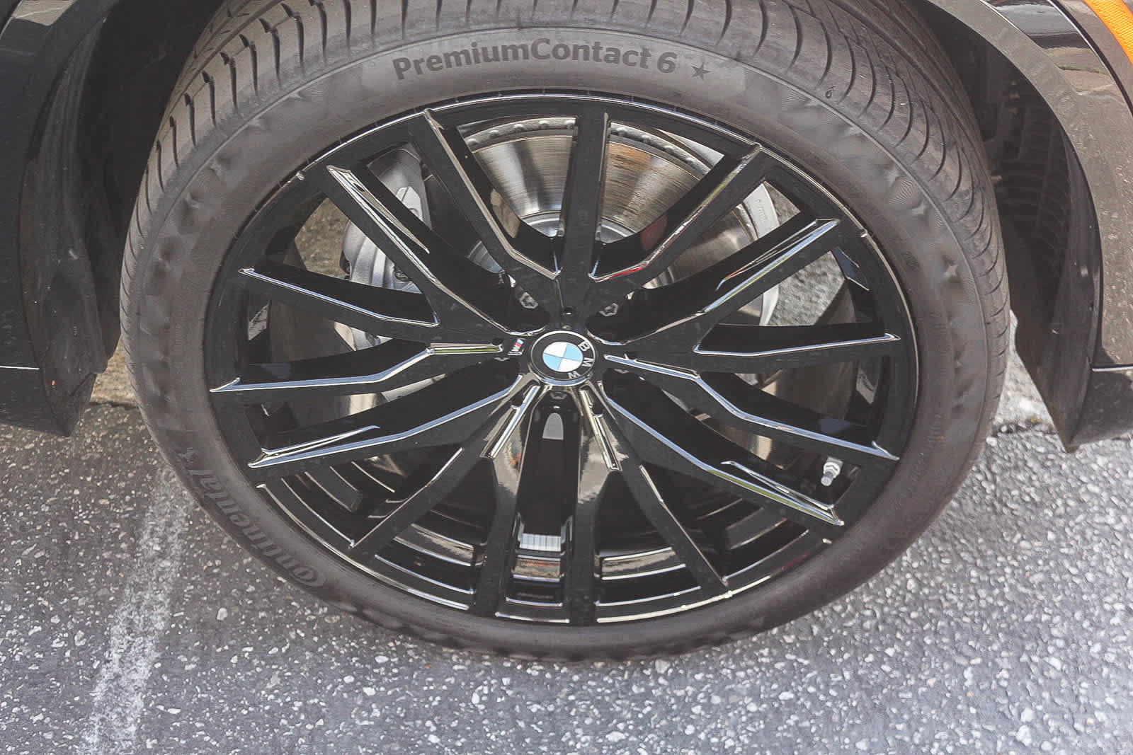 Used 2026 BMW X5 sDrive40i w/ M Sport Package image 9