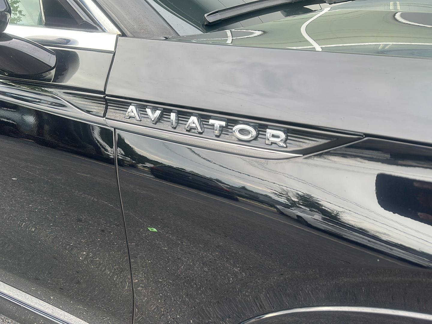 Used 2021 Lincoln Aviator Reserve w/ Equipment Group 208A AWD/4WD image 9