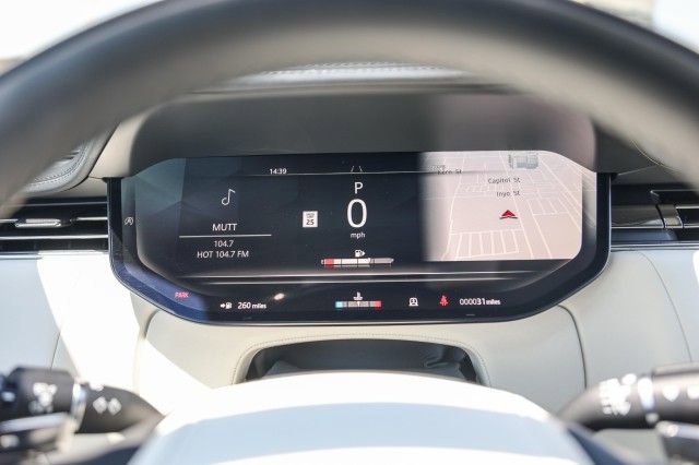 New 2025 Land Rover Range Rover SE image 26