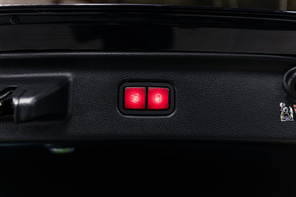 Used 2024 Mercedes-Benz S 63 AMG S image 34