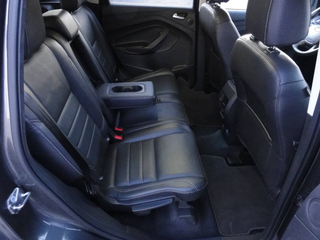Used 2016 Ford Escape Titanium AWD/4WD image 34