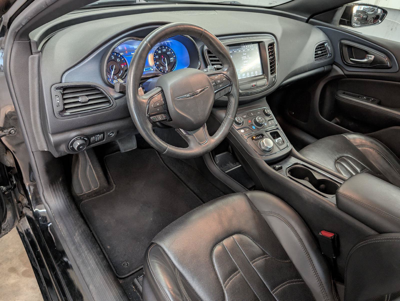 Used 2016 Chrysler 200 S w/ Navigation & Sound Group I AWD/4WD image 4