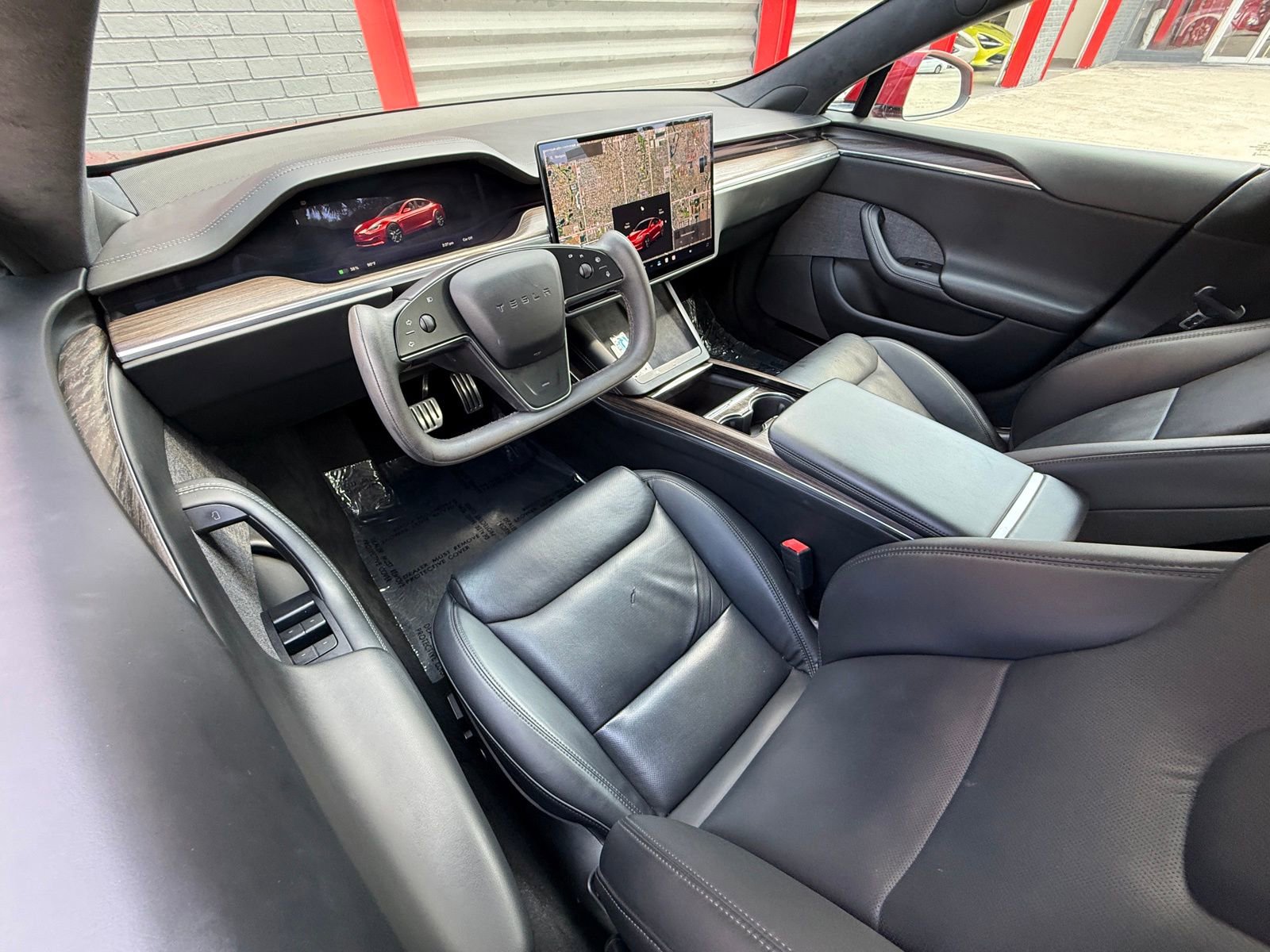 Used 2022 Tesla Model S image 17