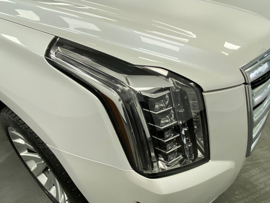 Used 2016 Cadillac Escalade ESV Premium image 10