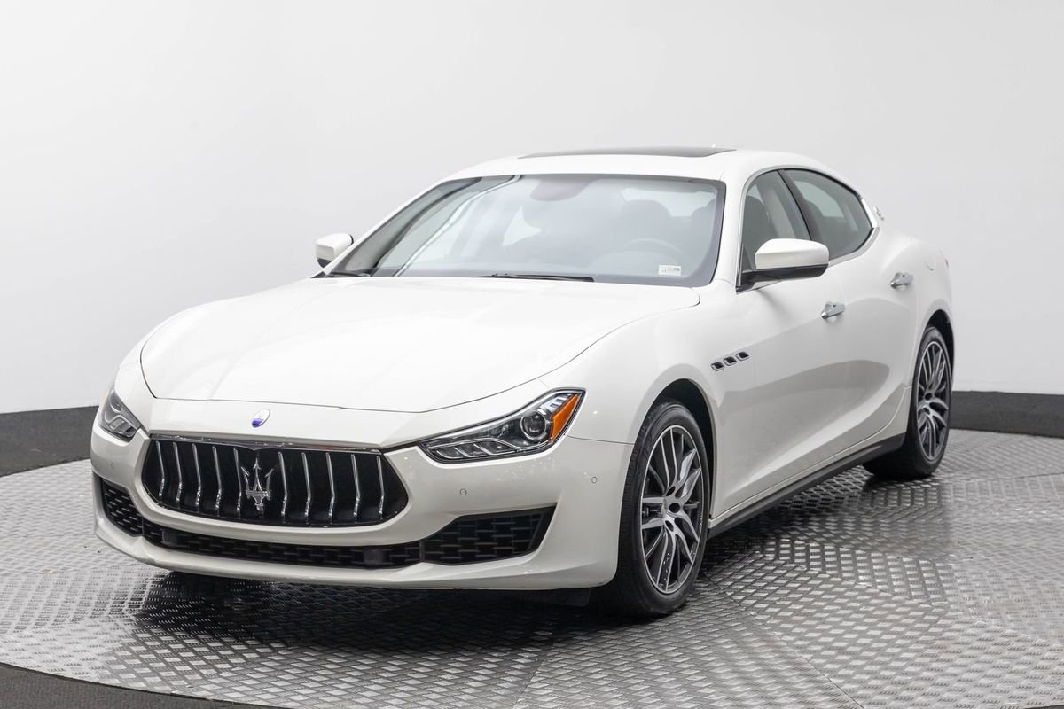 Used 2018 Maserati Ghibli S Q4 image 2