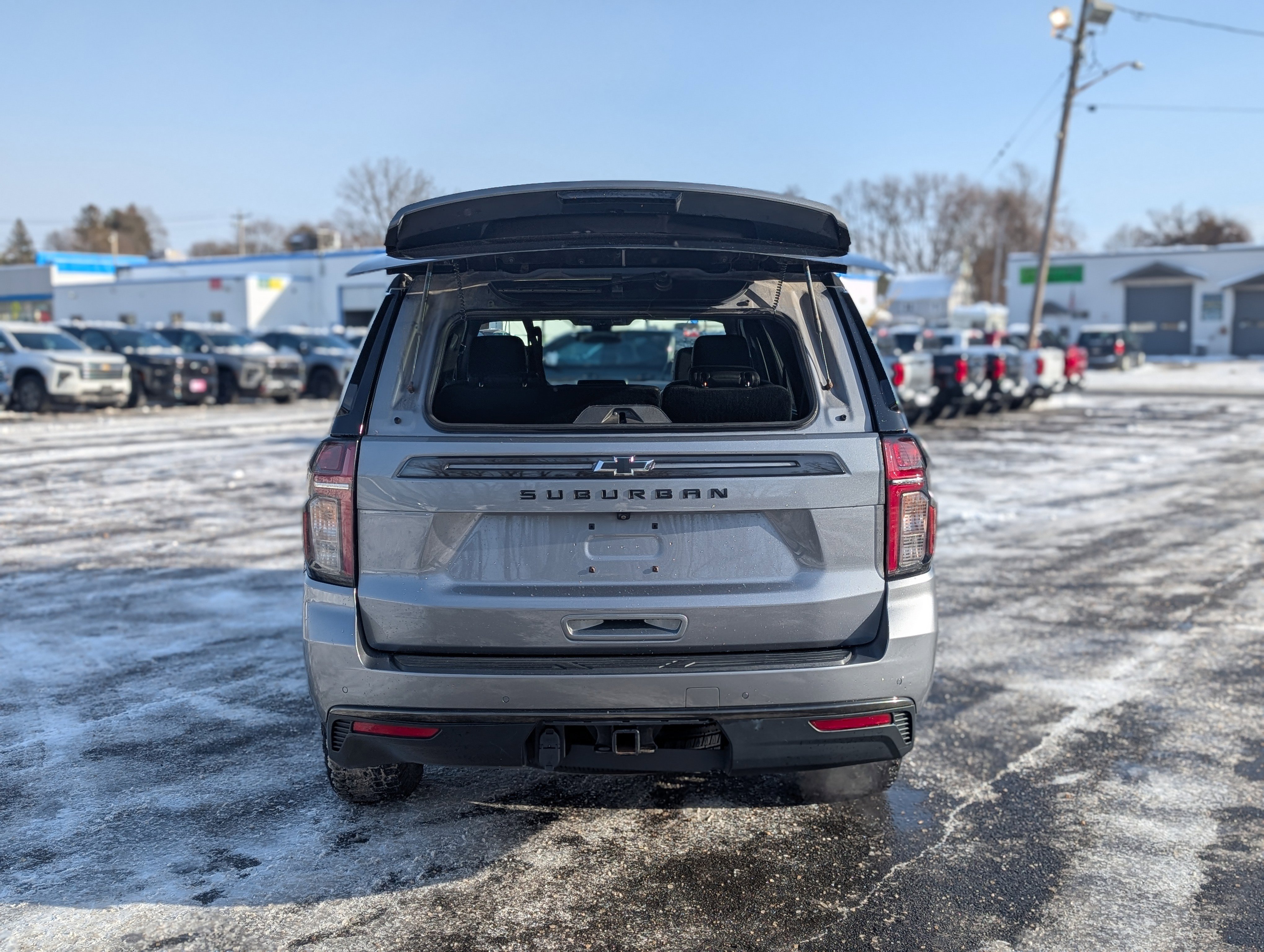 Used 2021 Chevrolet Suburban Z71 image 40
