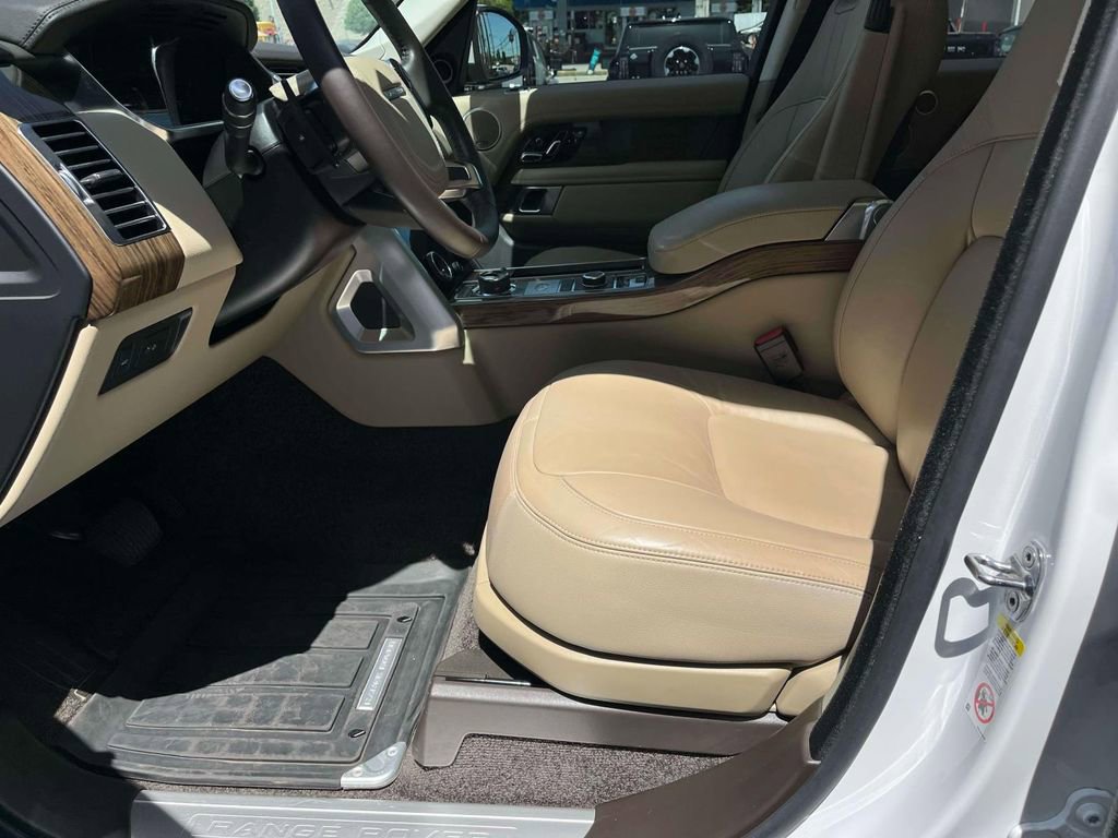 Used 2019 Land Rover Range Rover AWD/4WD image 27