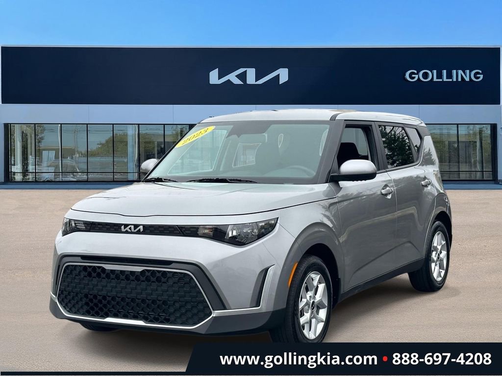 Certified 2023 Kia Soul LX w/ LX Technology Package image 5