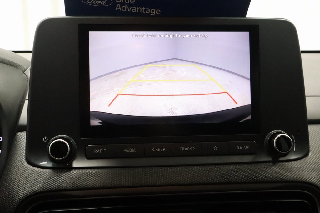 Used 2022 Hyundai Kona SE image 2