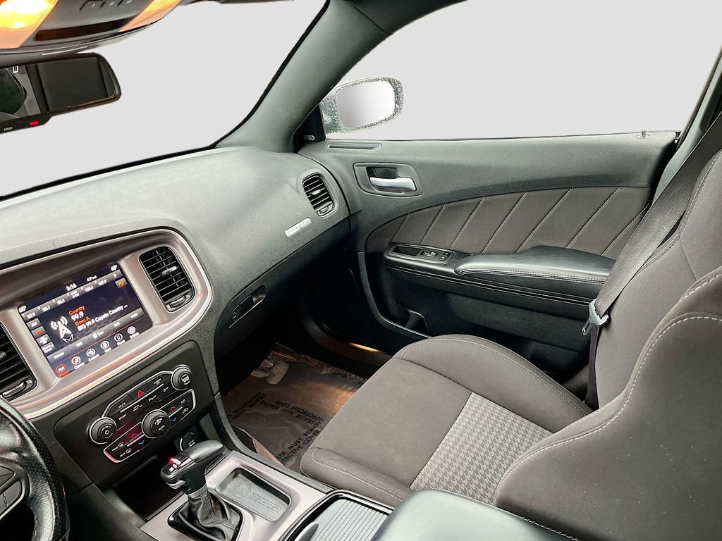Used 2022 Dodge Charger GT w/ Blacktop Package image 21