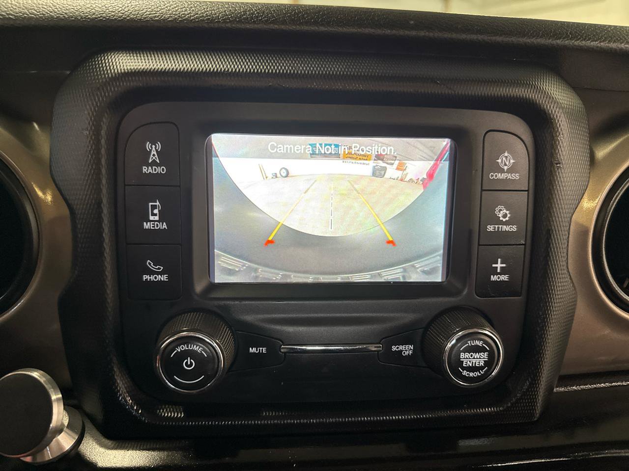 Used 2021 Jeep Wrangler Unlimited Sport image 17