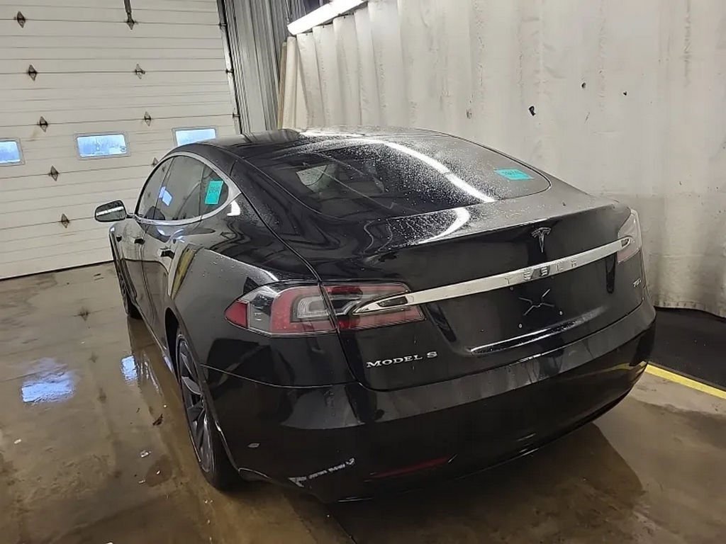 Used 2018 Tesla Model S 75D image 4