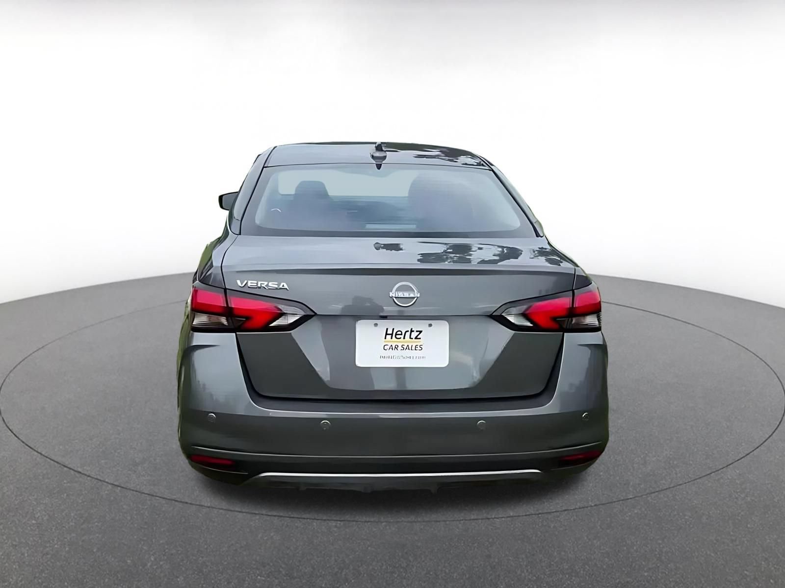 Used 2025 Nissan Versa SV FWD image 12