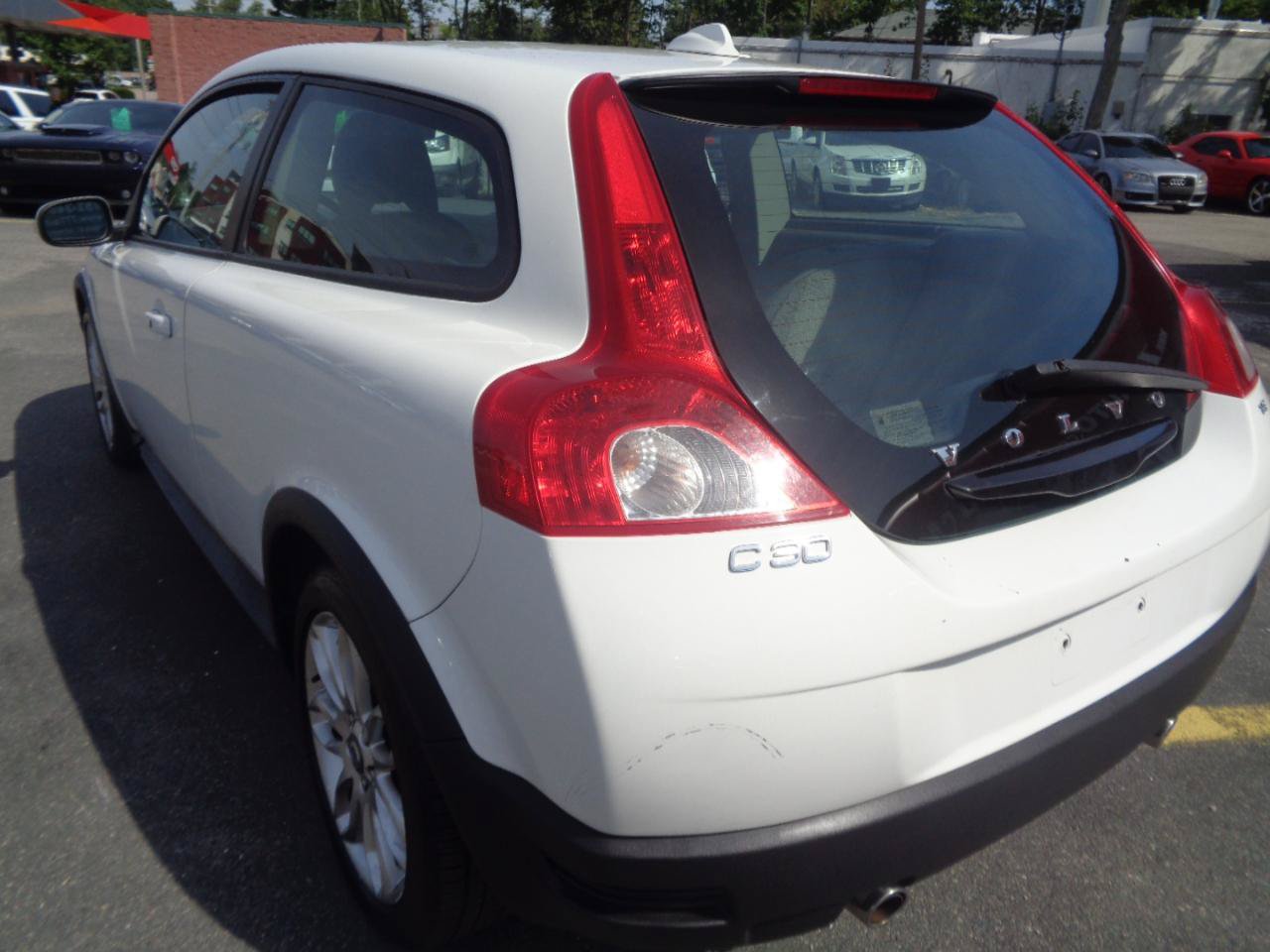 Used 2009 Volvo C30 FWD image 17